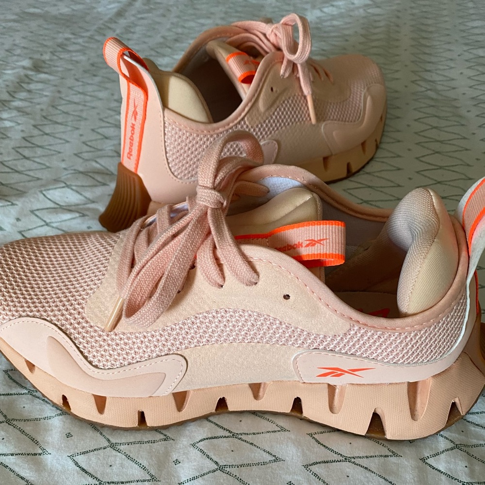 Reebok Zig Dynamica Sneaker